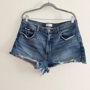 Abercrombie & Fitch Women’s The Mom Short High Rise Denim Jean Shorts Size 32/14